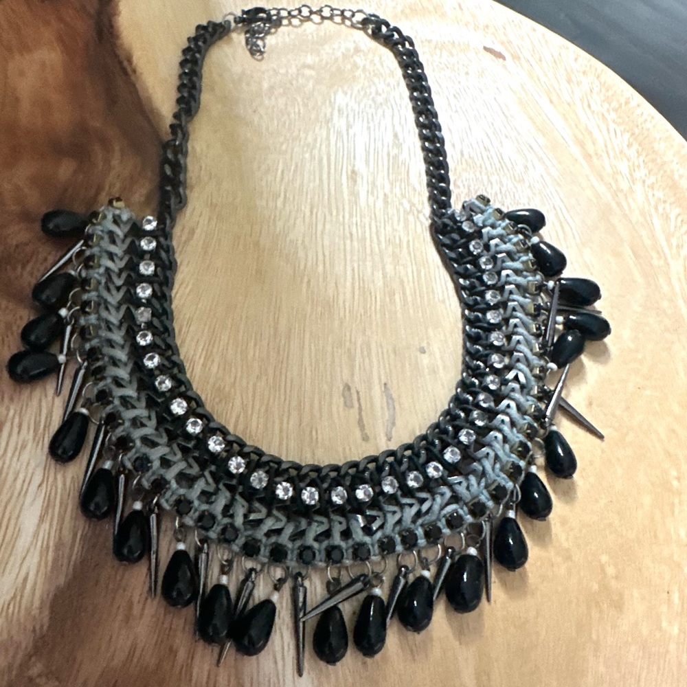 Statement necklace